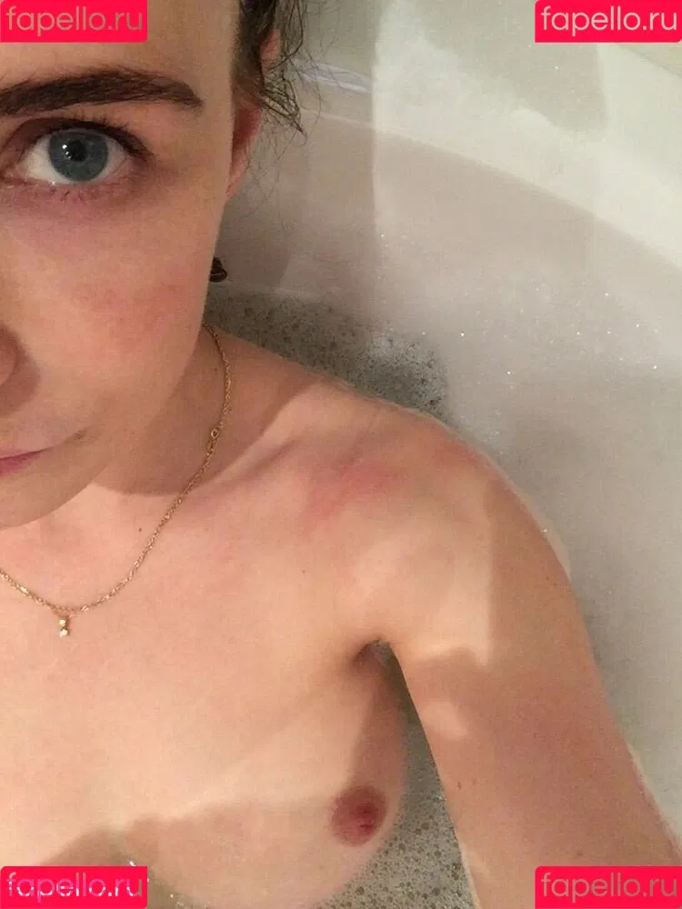 Carice Van Houten Onlyfans Photo Gallery 