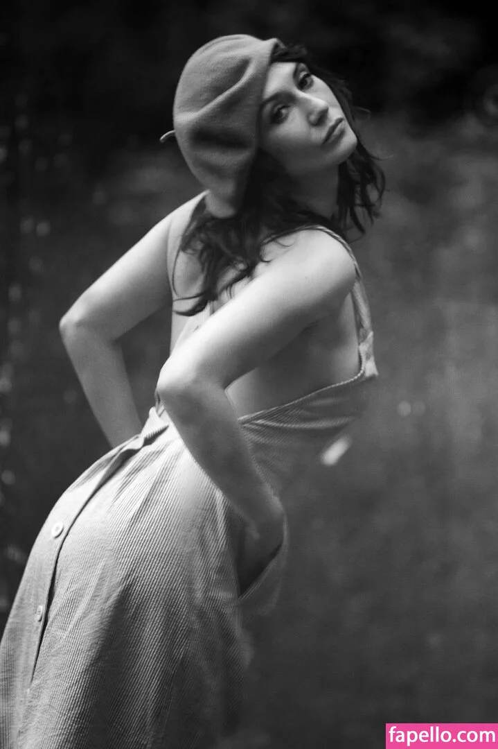 Carice Van Houten Onlyfans Photo Gallery 