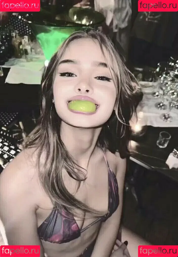 Brighton Sharbino Onlyfans Photo Gallery 