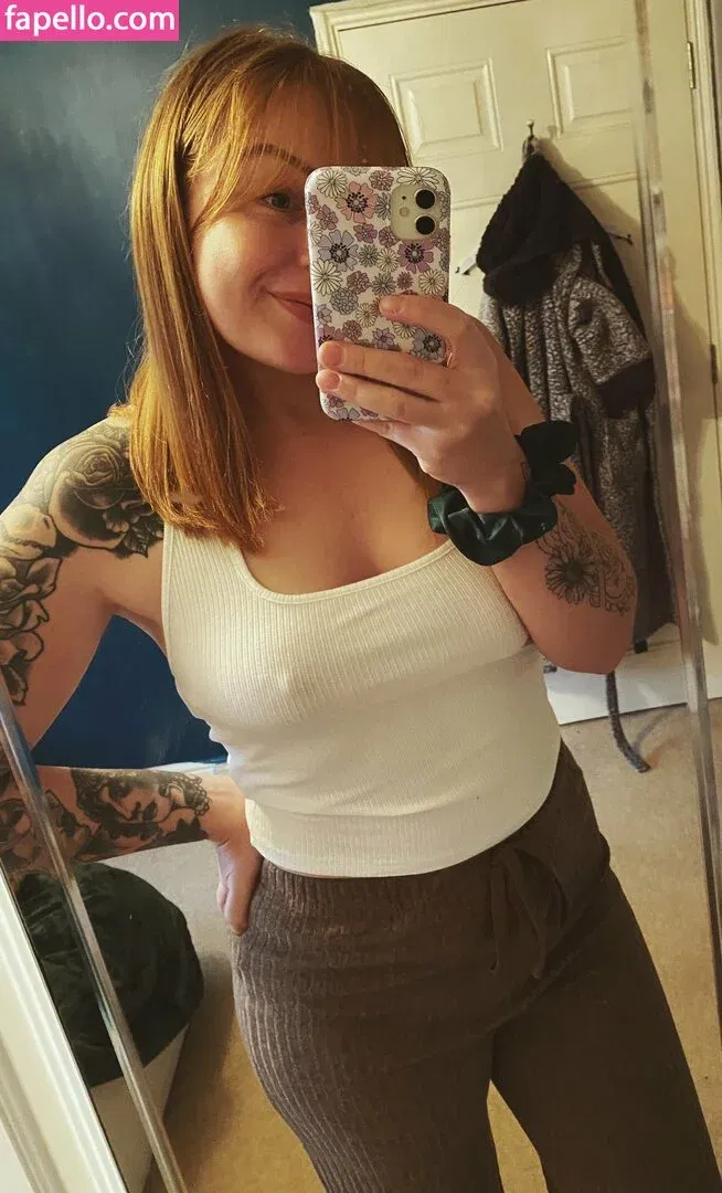 LittleRed_x Onlyfans Photo Gallery 