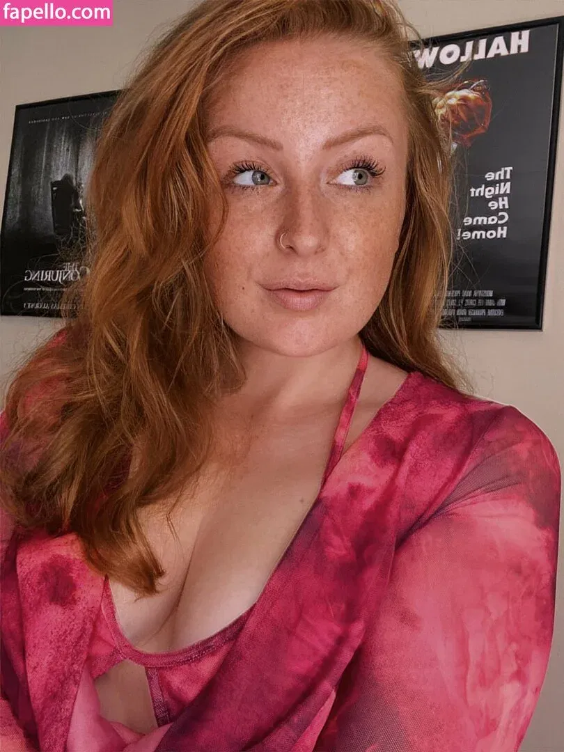 LittleRed_x Onlyfans Photo Gallery 