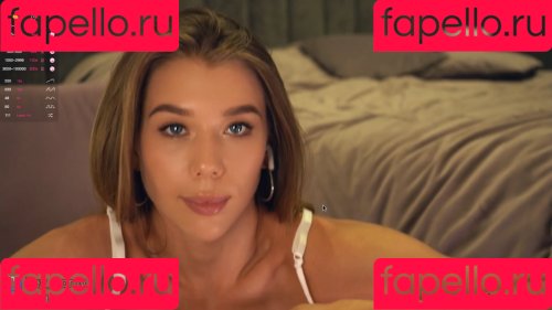 Heyhorny Mira Onlyfans Photo Gallery 