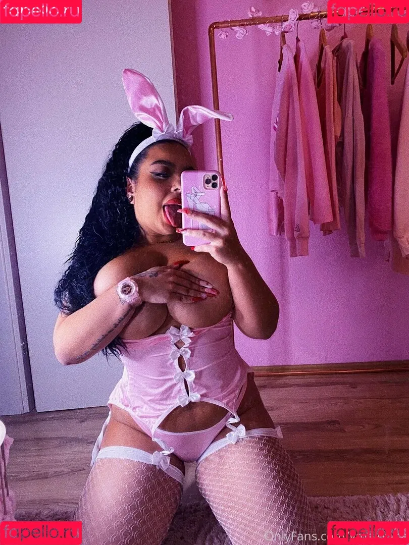 ivystar222 Onlyfans Photo Gallery 