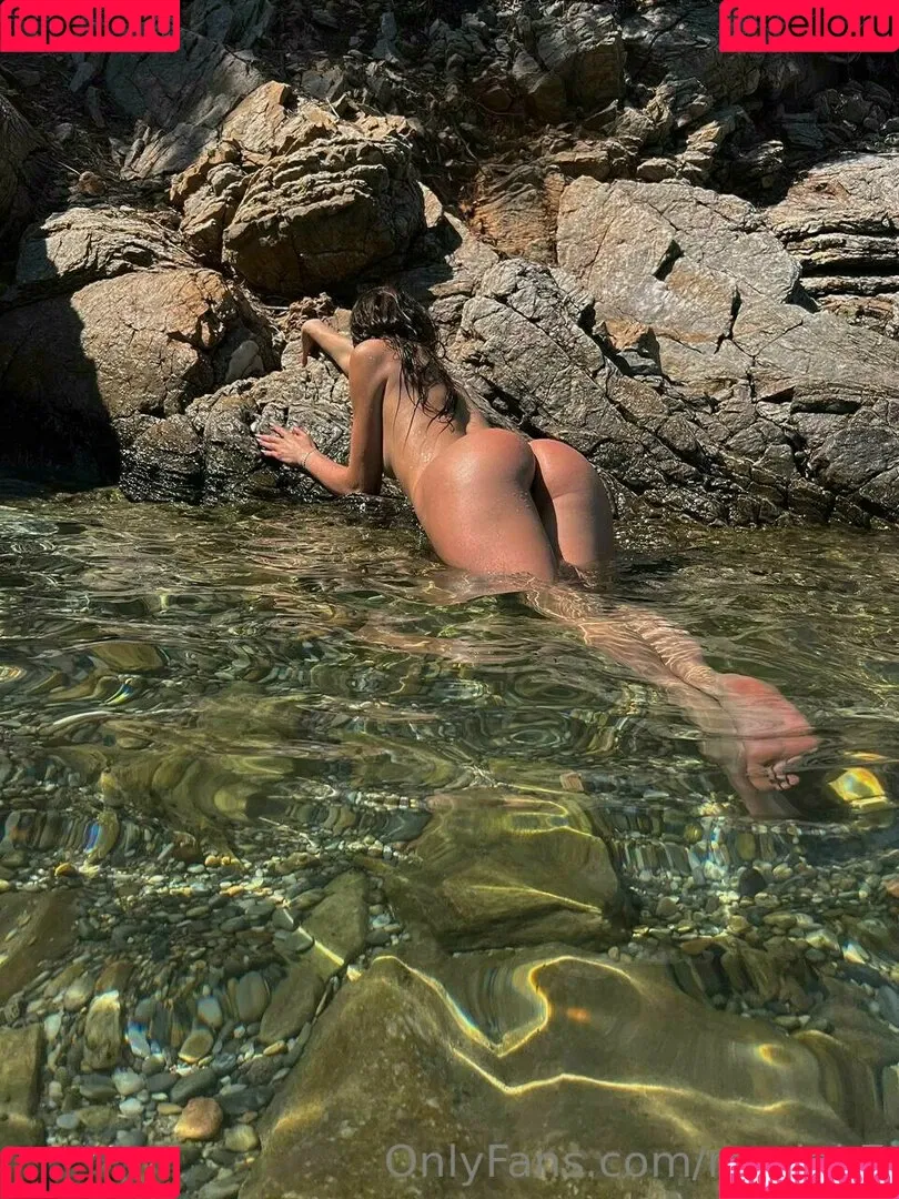 Maria Airie Onlyfans Photo Gallery 