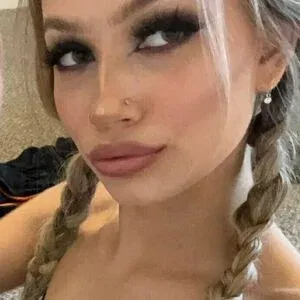 meru_rumi Onlyfans Photo Gallery 