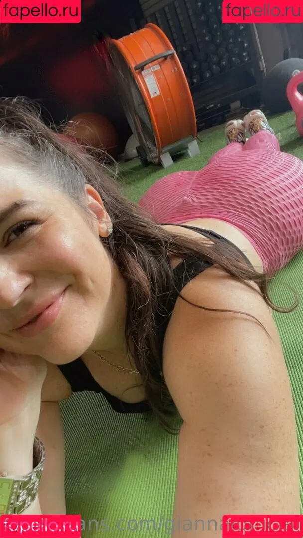 giannajofficial Onlyfans Photo Gallery 