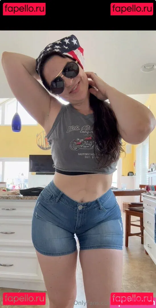 giannajofficial Onlyfans Photo Gallery 