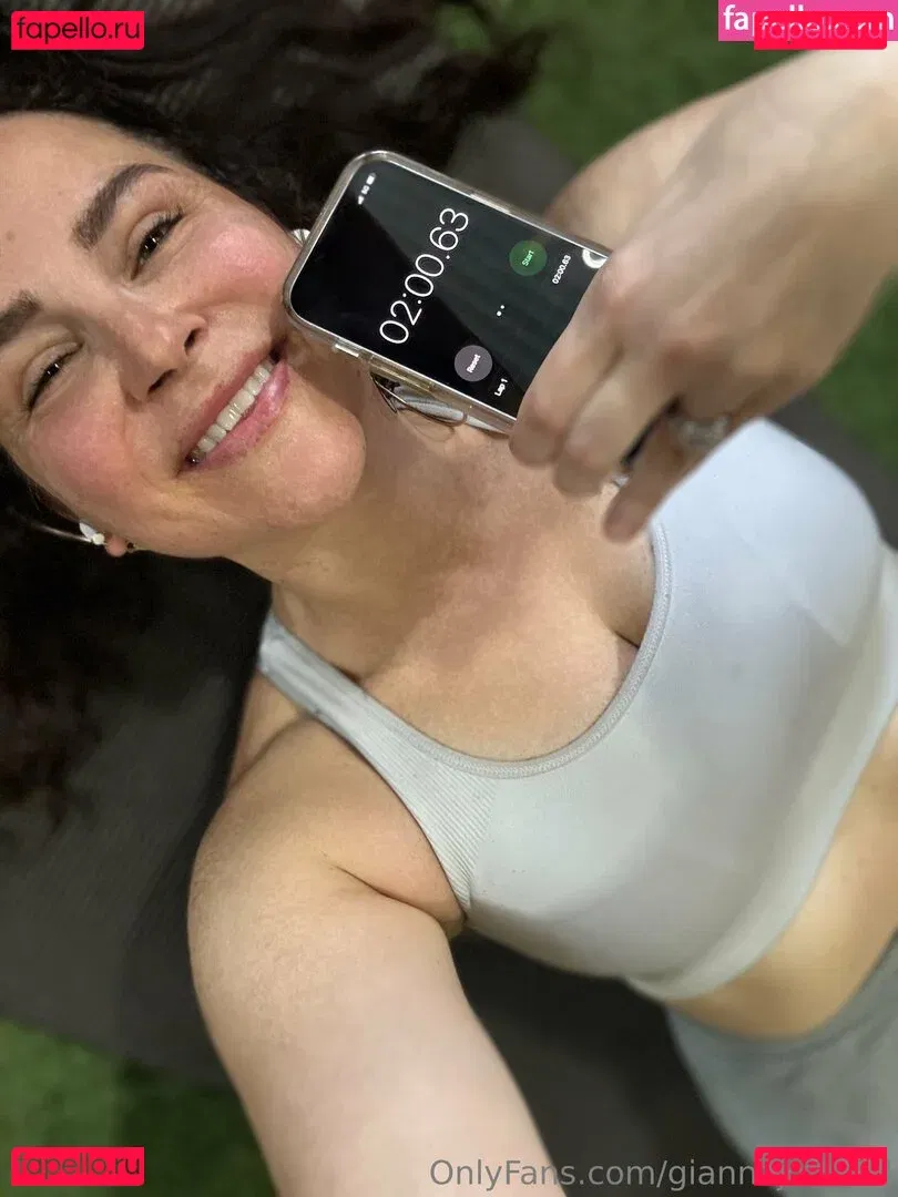 giannajofficial Onlyfans Photo Gallery 