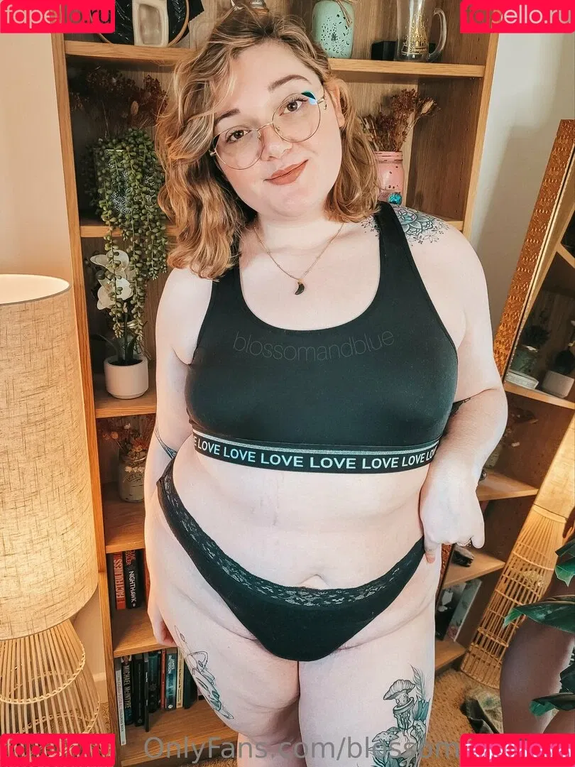 blossomandblue Onlyfans Photo Gallery 