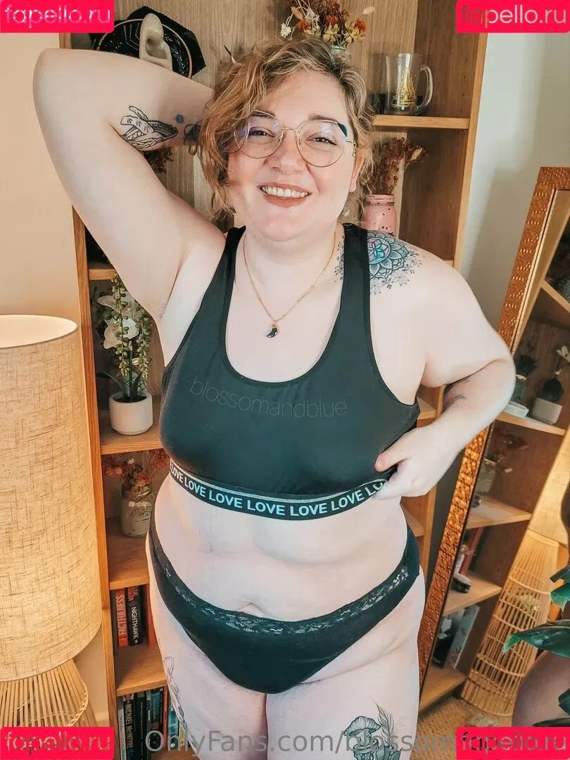 blossomandblue Onlyfans Photo Gallery 