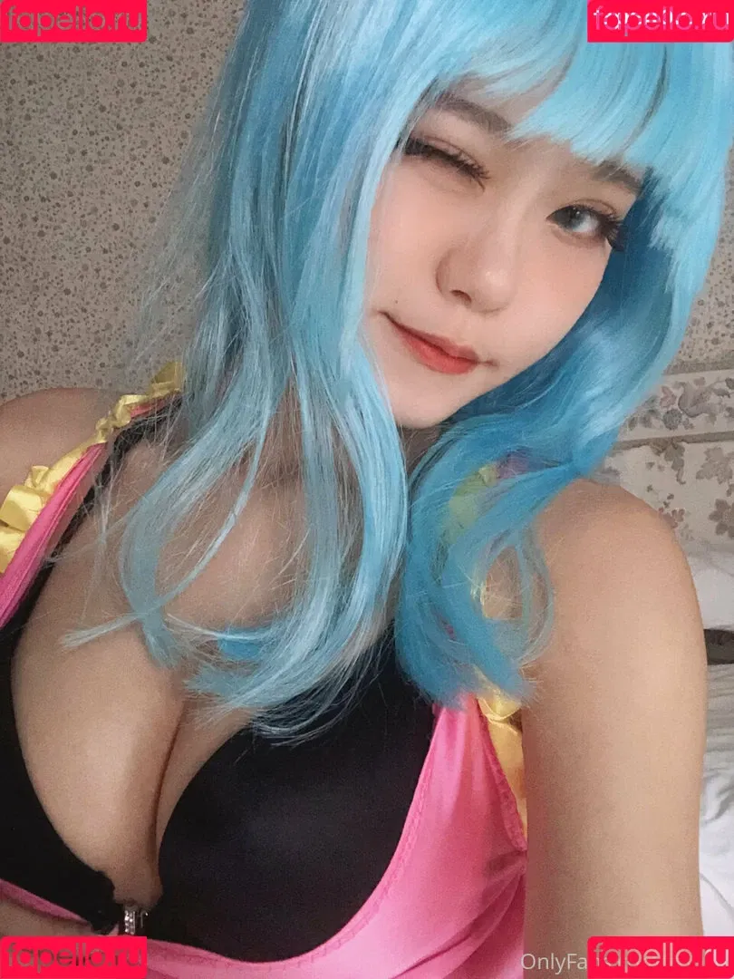 Yuuno Onlyfans Photo Gallery 