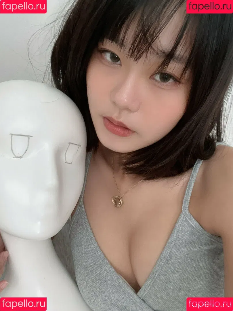 Yuuno Onlyfans Photo Gallery 