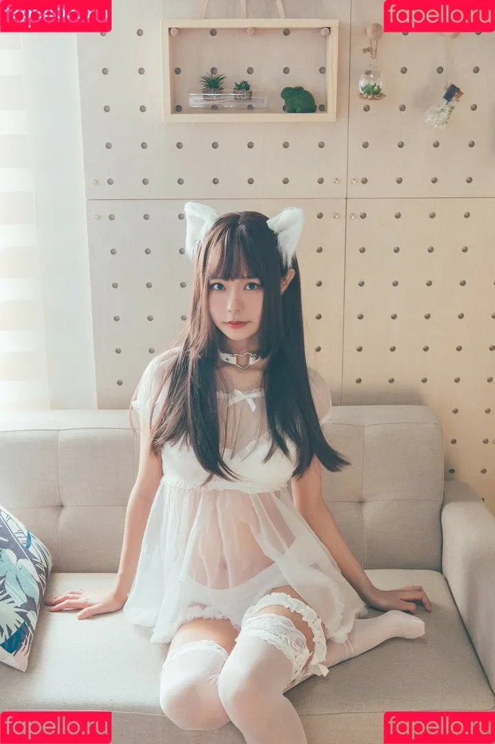 Yuuno Onlyfans Photo Gallery 