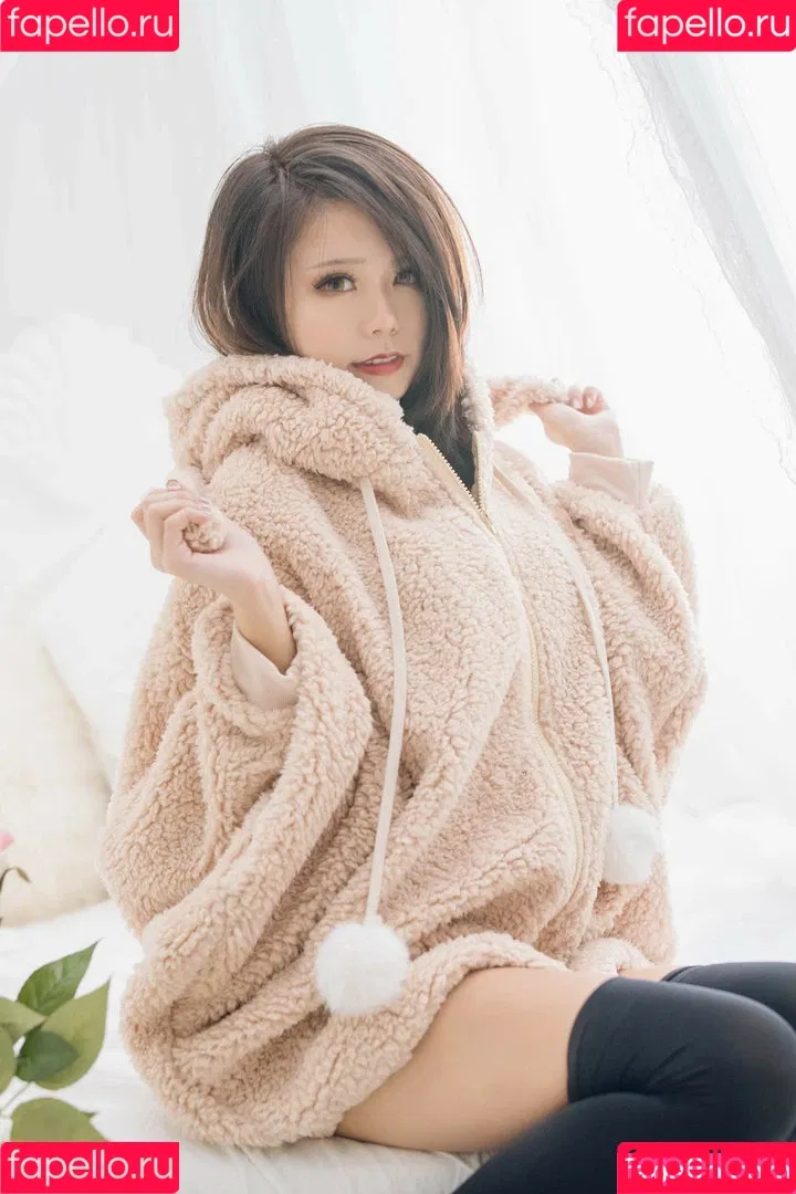 Yuuno Onlyfans Photo Gallery 