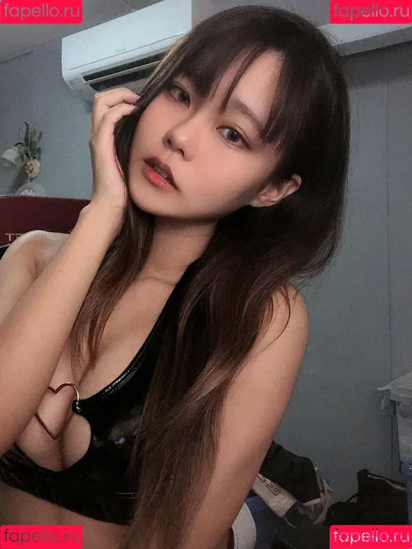 Yuuno Onlyfans Photo Gallery 
