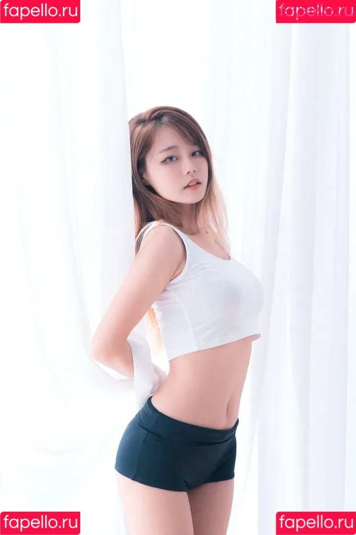 Yuuno Onlyfans Photo Gallery 