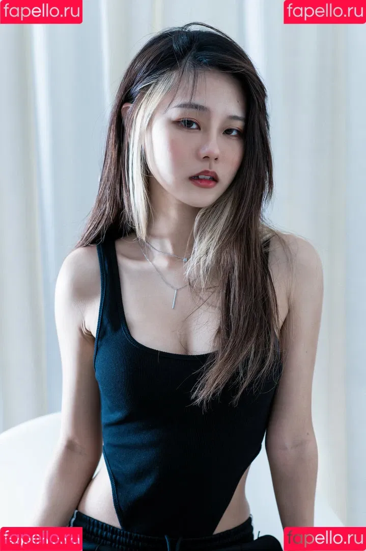 Yuuno Onlyfans Photo Gallery 