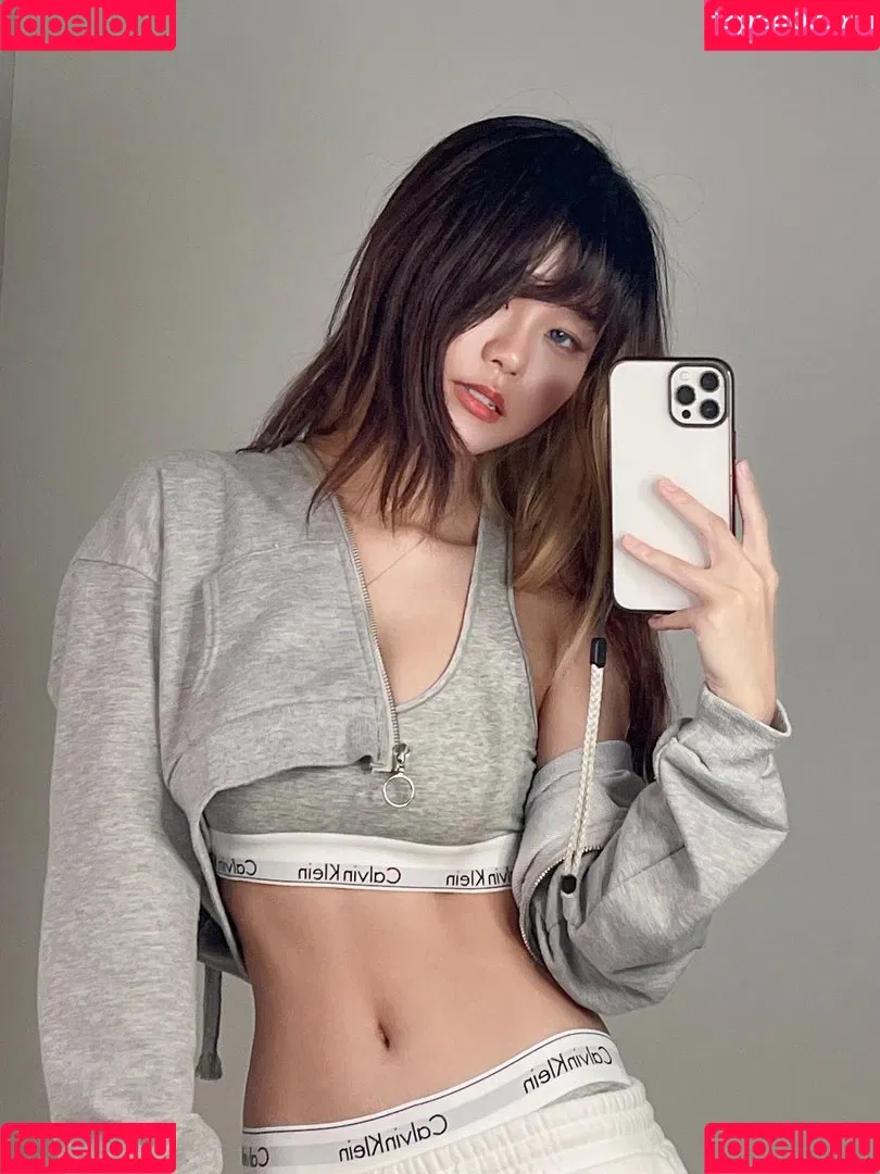 Yuuno Onlyfans Photo Gallery 