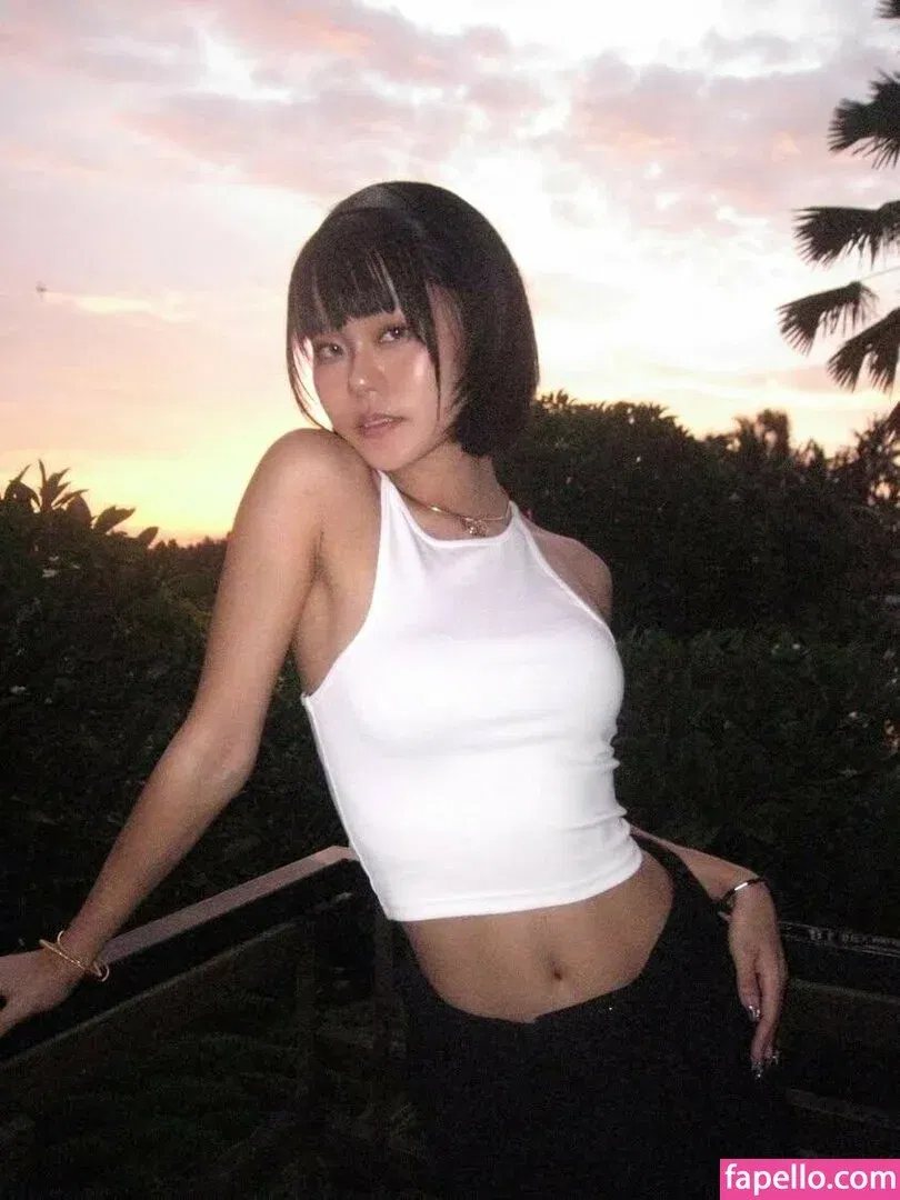 Yuuno Onlyfans Photo Gallery 