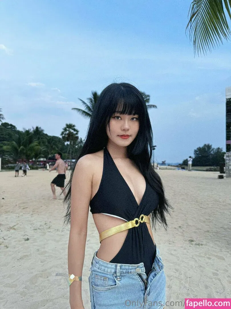 Yuuno Onlyfans Photo Gallery 
