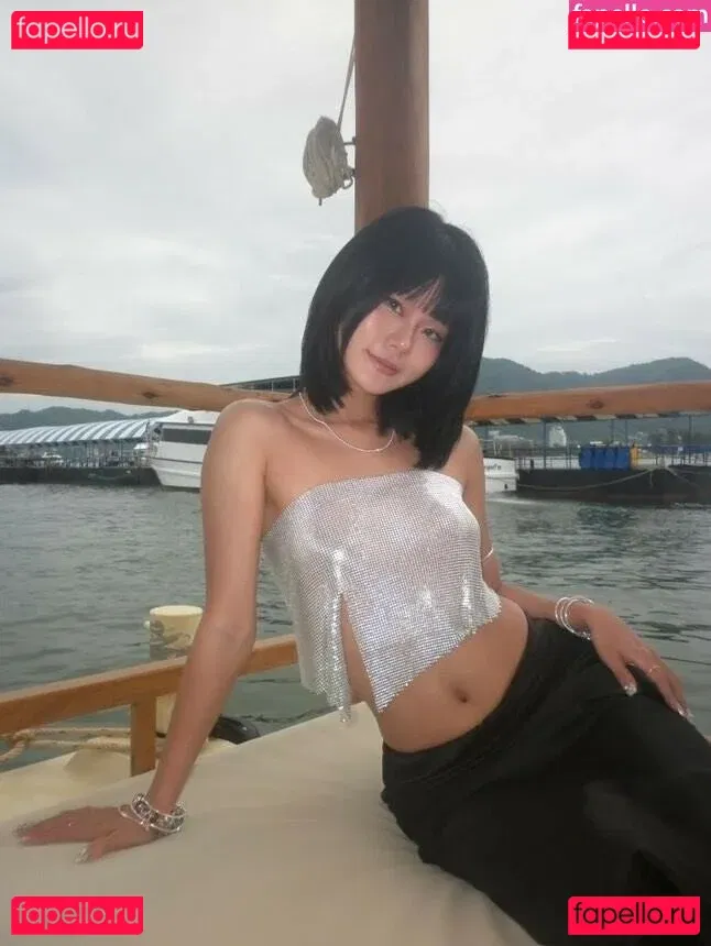 Yuuno Onlyfans Photo Gallery 