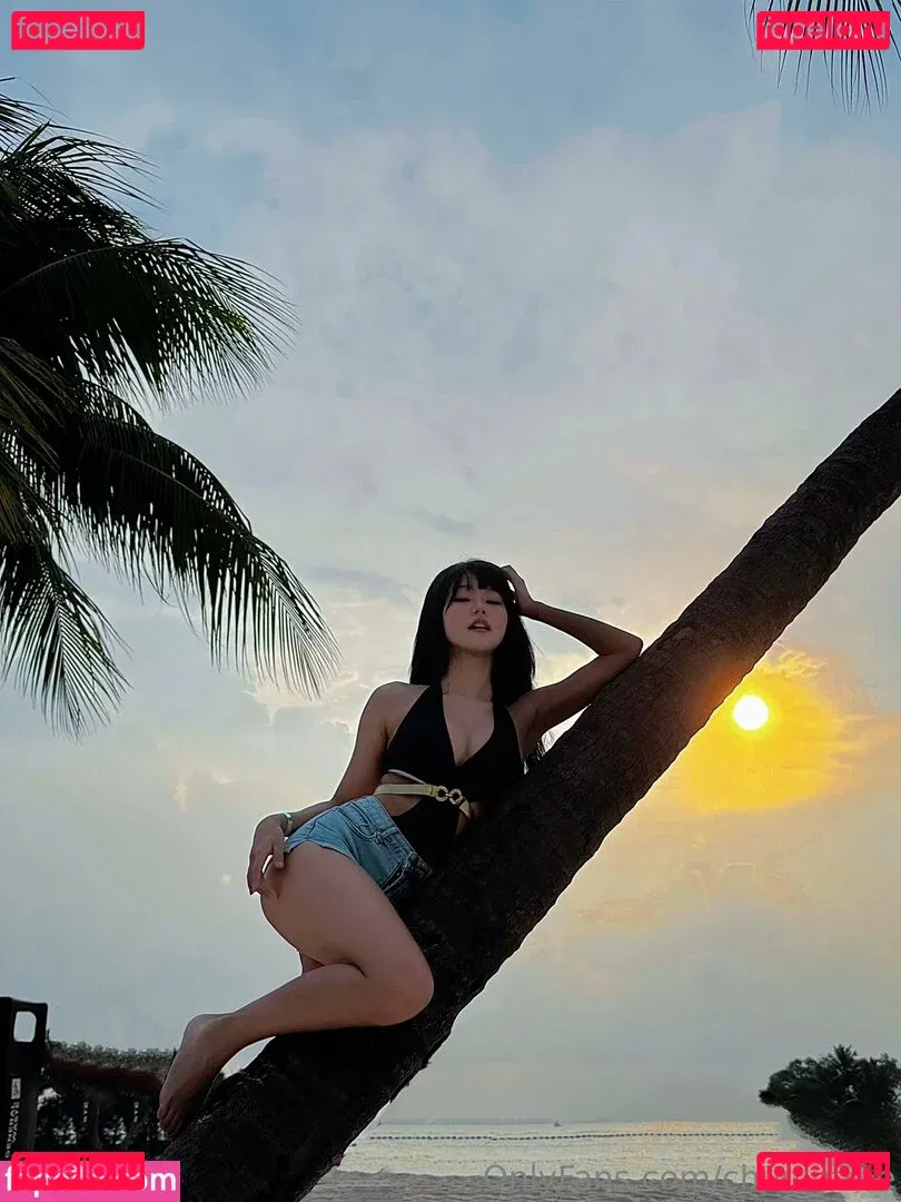 Yuuno Onlyfans Photo Gallery 