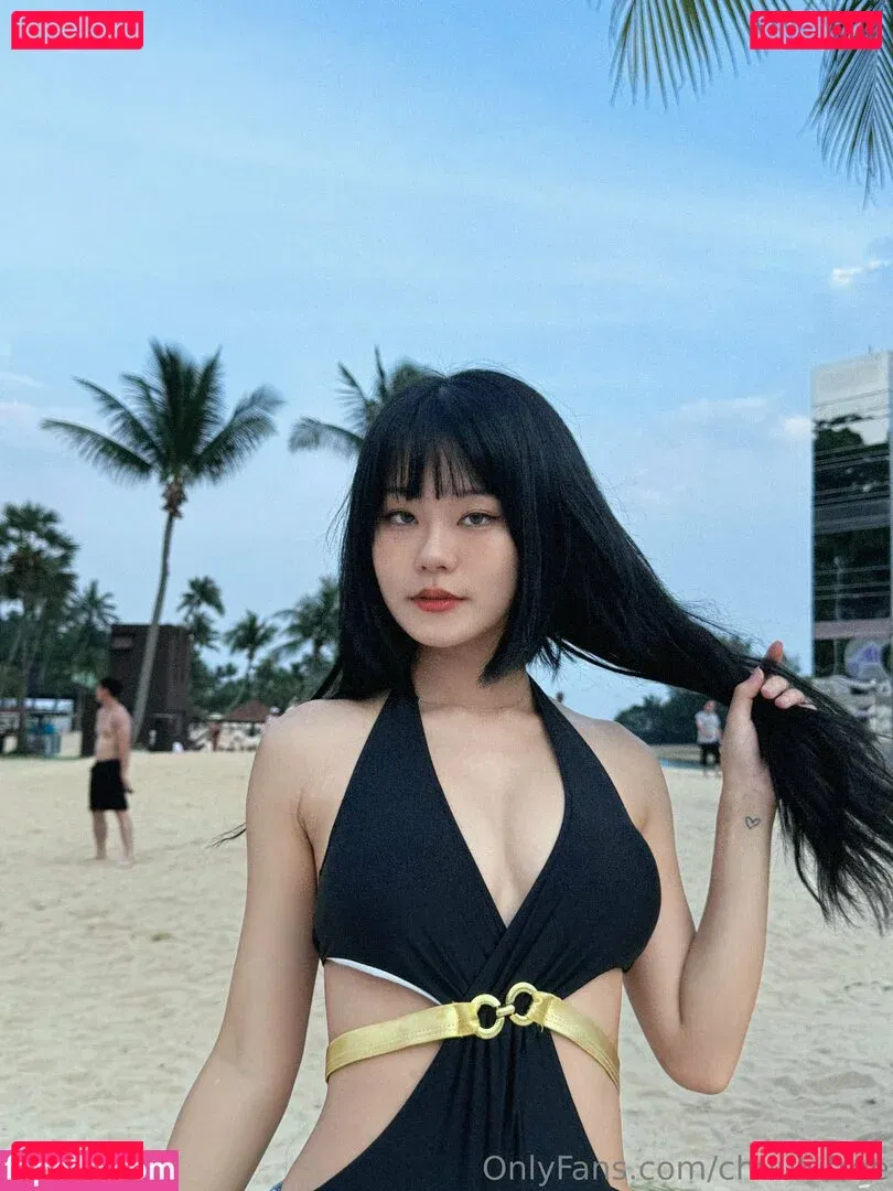 Yuuno Onlyfans Photo Gallery 