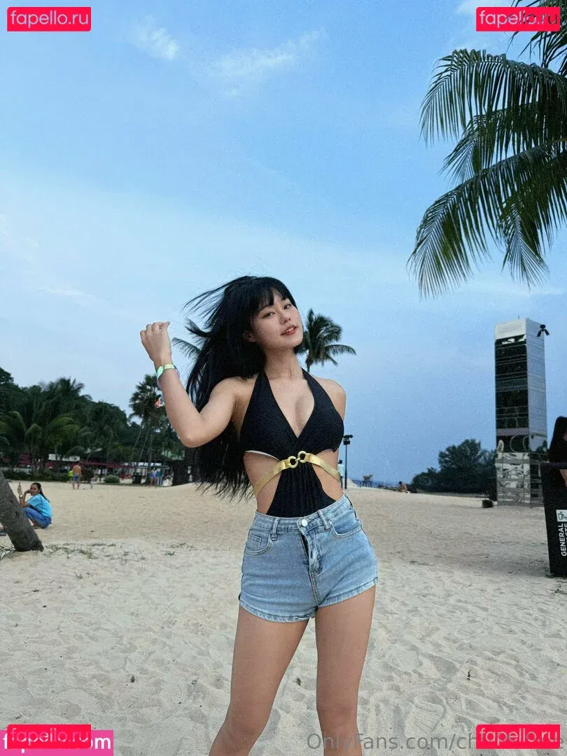 Yuuno Onlyfans Photo Gallery 