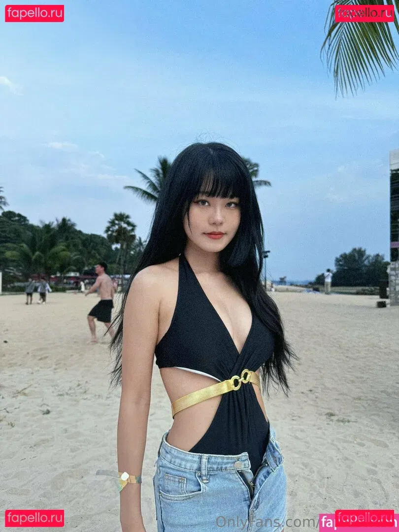 Yuuno Onlyfans Photo Gallery 