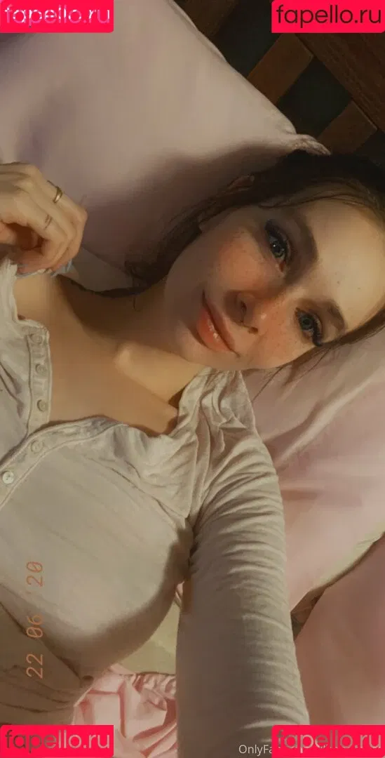 lilhoneybeez Onlyfans Photo Gallery 
