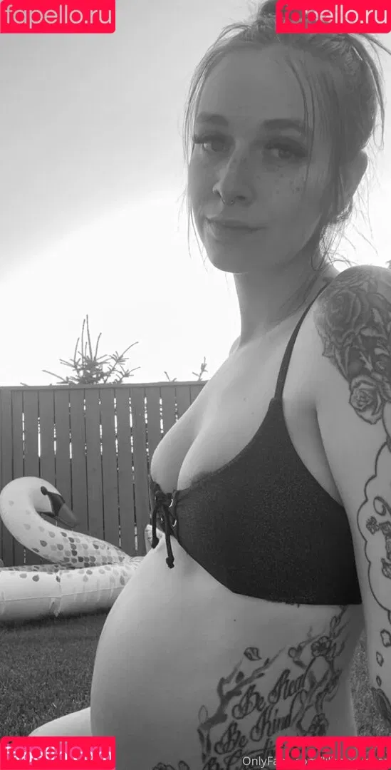 lilhoneybeez Onlyfans Photo Gallery 