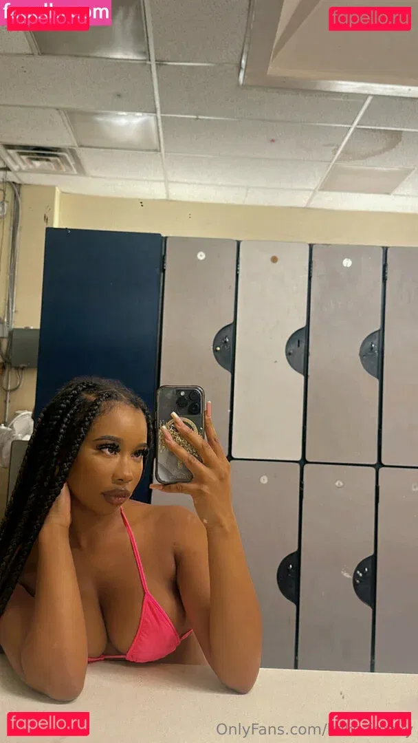 IeshaMarie20 Onlyfans Photo Gallery 