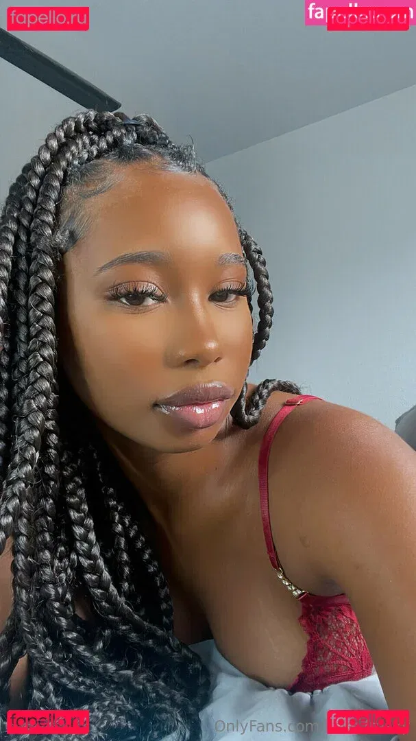 IeshaMarie20 Onlyfans Photo Gallery 