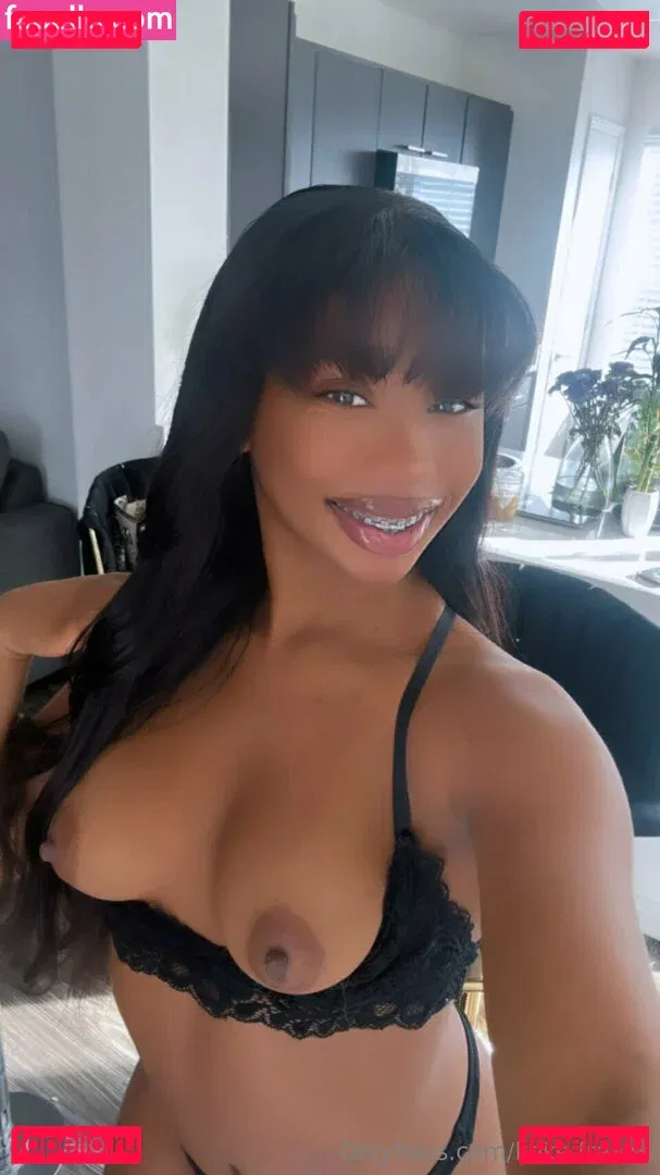 IeshaMarie20 Onlyfans Photo Gallery 