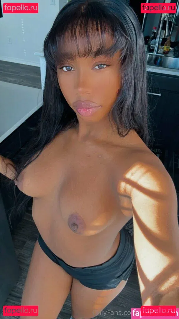 IeshaMarie20 Onlyfans Photo Gallery 