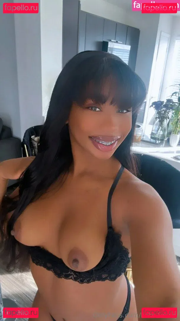 IeshaMarie20 Onlyfans Photo Gallery 