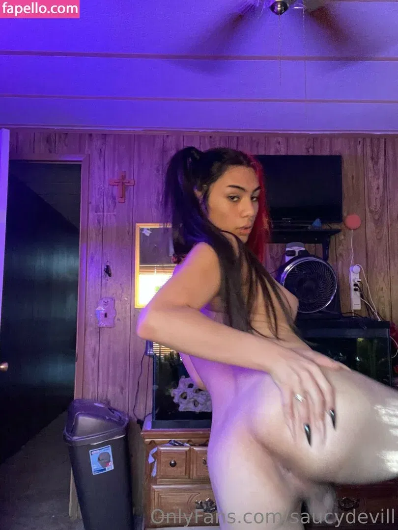 saucydevill Onlyfans Photo Gallery 