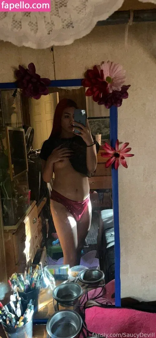 saucydevill Onlyfans Photo Gallery 