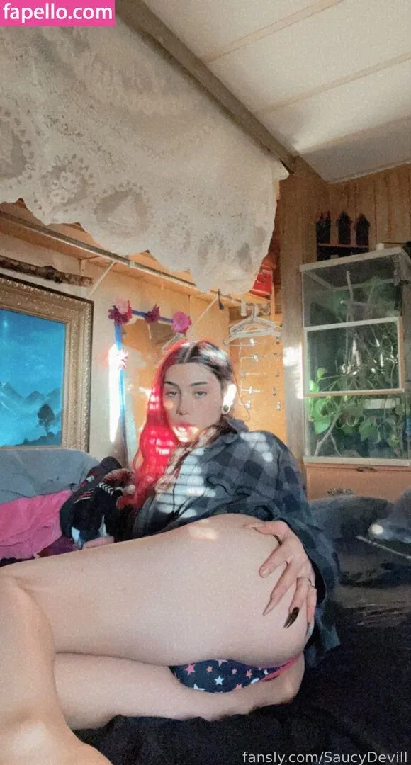 saucydevill Onlyfans Photo Gallery 