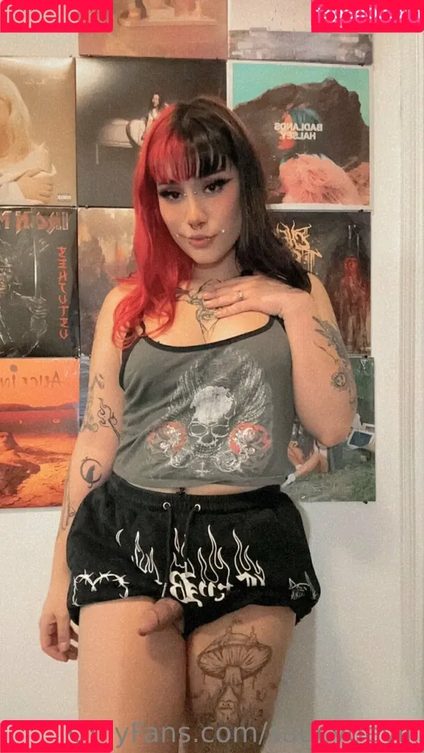 saucydevill Onlyfans Photo Gallery 