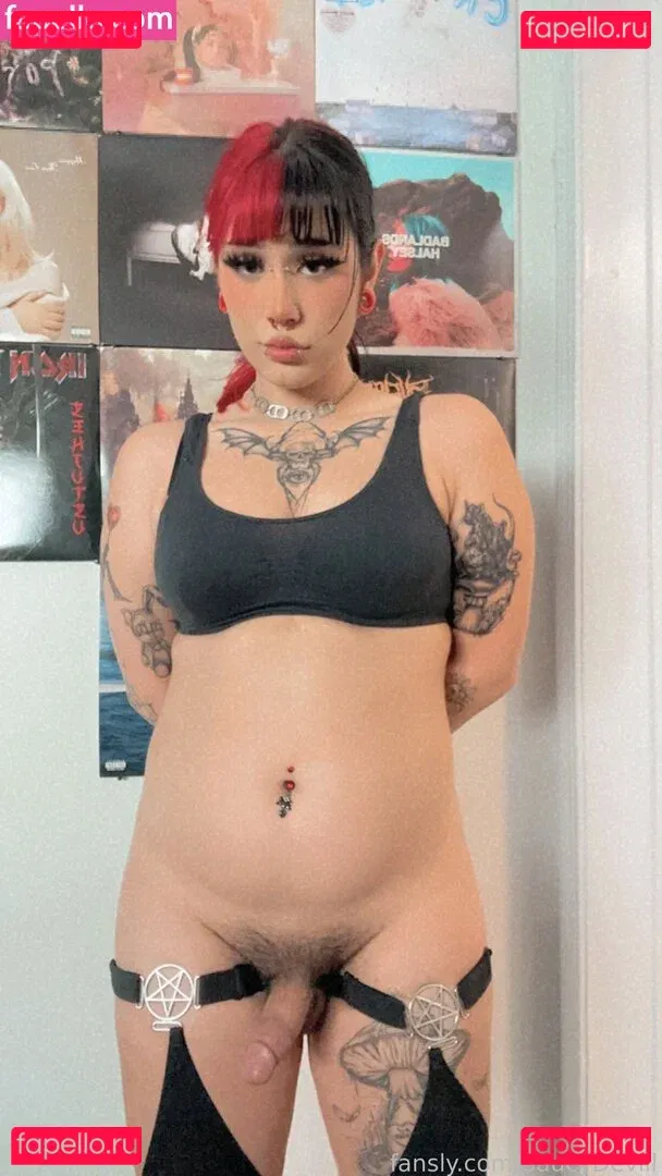 saucydevill Onlyfans Photo Gallery 