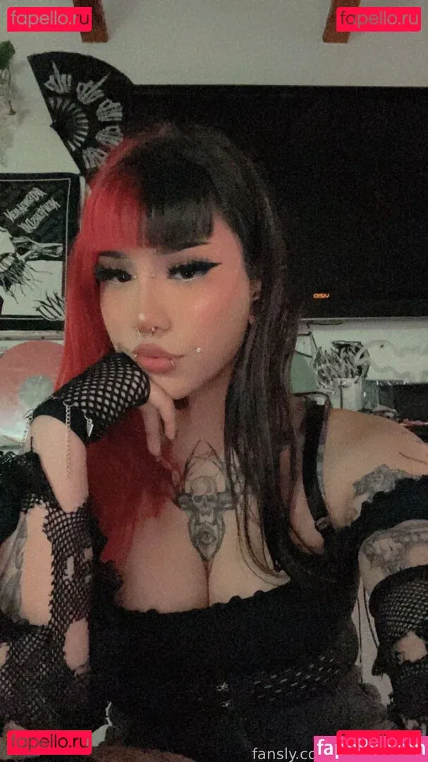 saucydevill Onlyfans Photo Gallery 