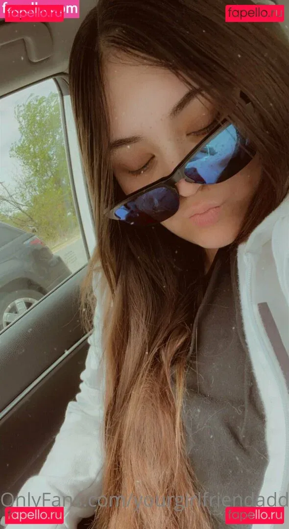 yourgirlfriendaddy Onlyfans Photo Gallery 