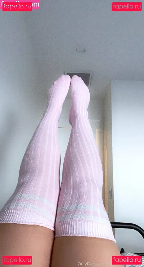 yourgirlfriendaddy Onlyfans Photo Gallery 