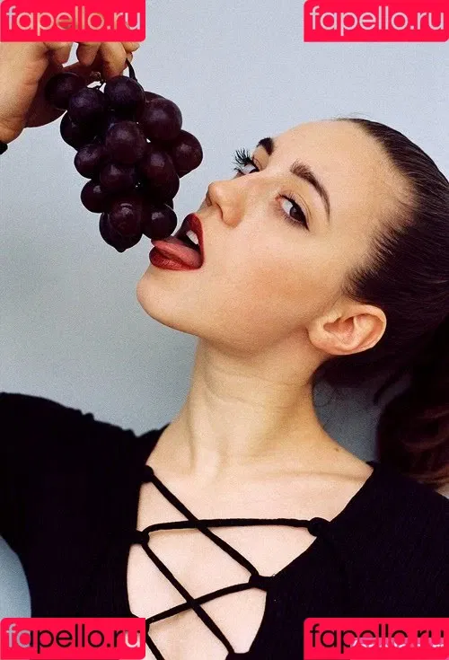 Laura Kokinova Onlyfans Photo Gallery 