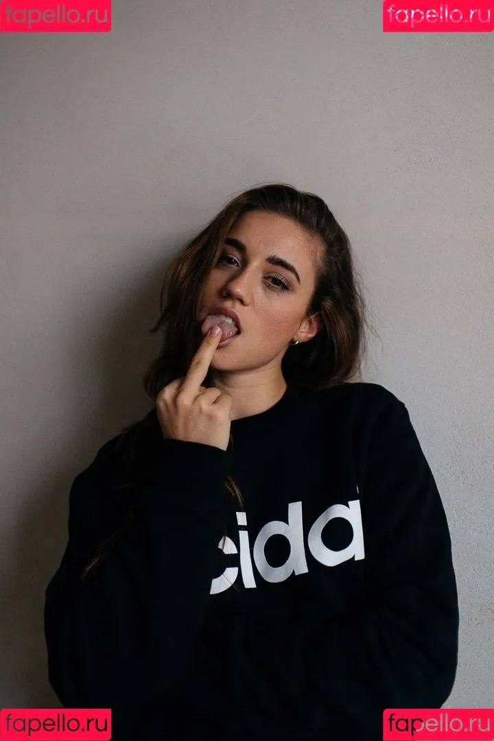 Laura Kokinova Onlyfans Photo Gallery 