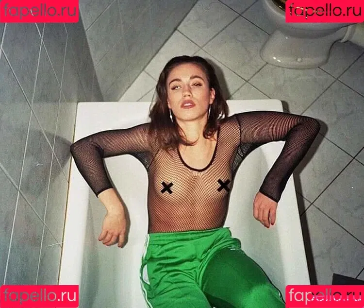 Laura Kokinova Onlyfans Photo Gallery 
