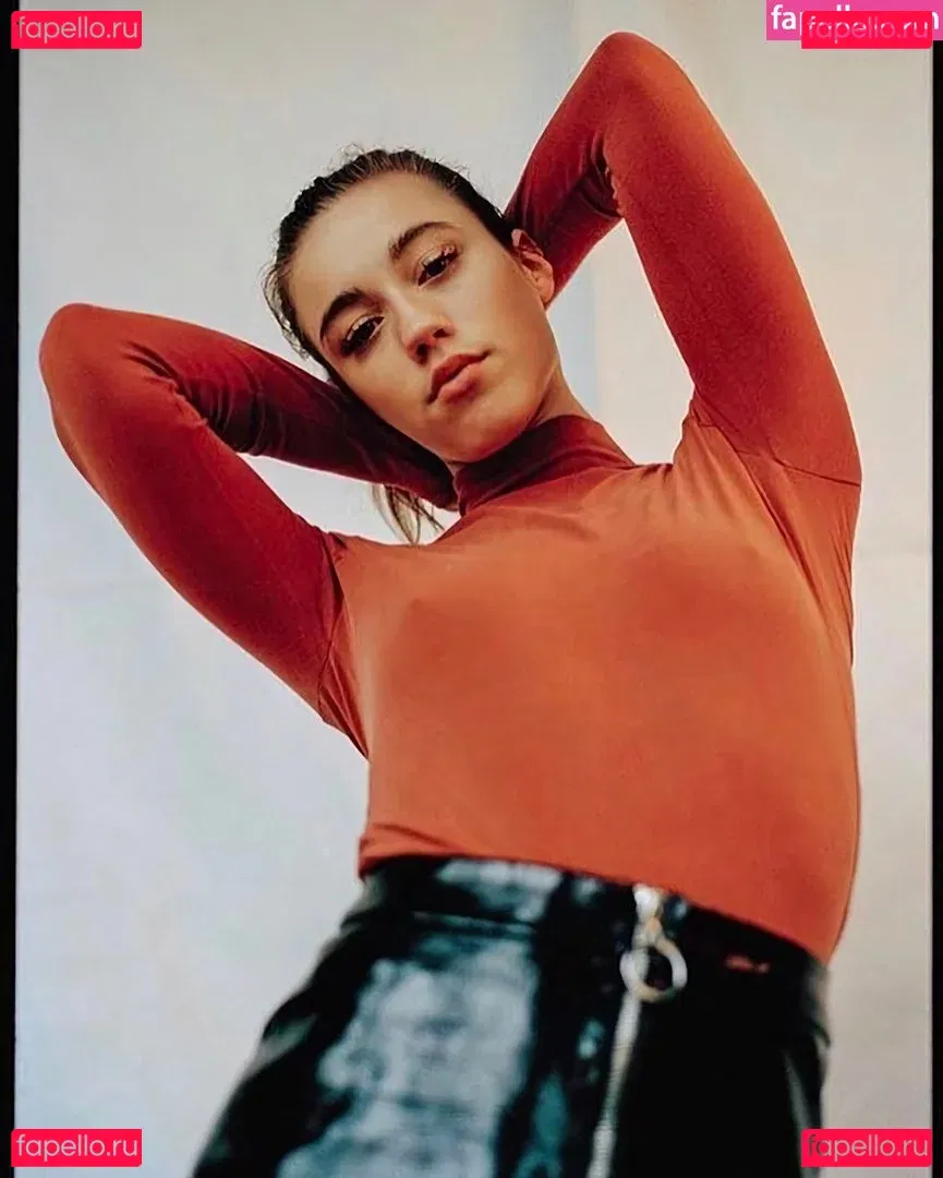 Laura Kokinova Onlyfans Photo Gallery 