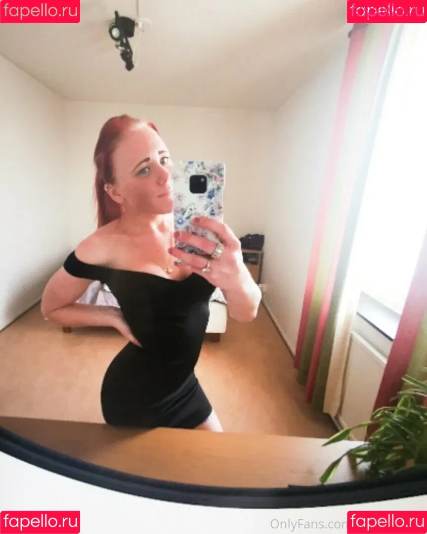 inkedxristina Onlyfans Photo Gallery 