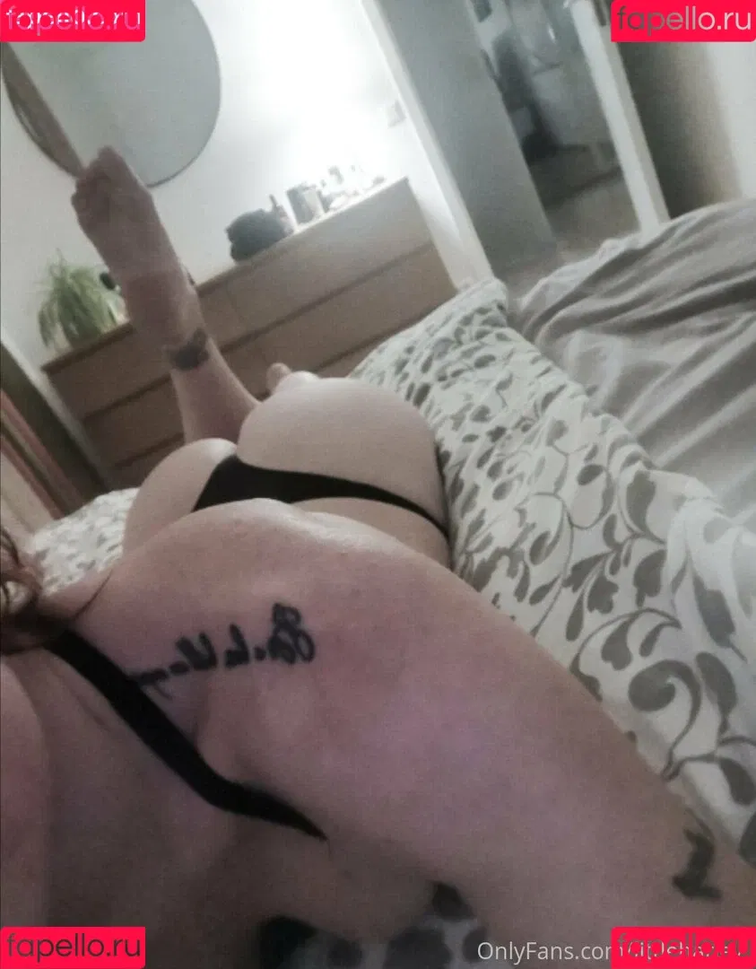 inkedxristina Onlyfans Photo Gallery 